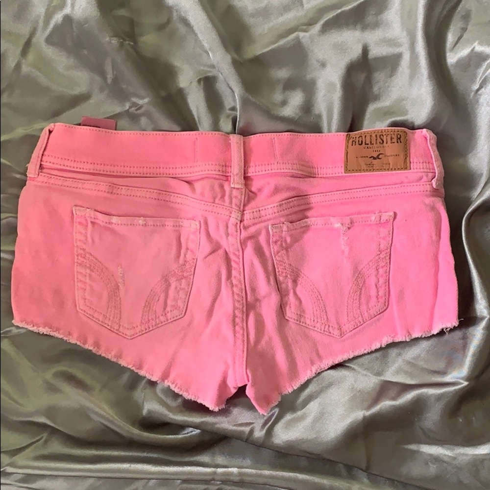 Hollister pink shorts